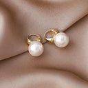 AMIRA–PEARL DROP EARRINGS