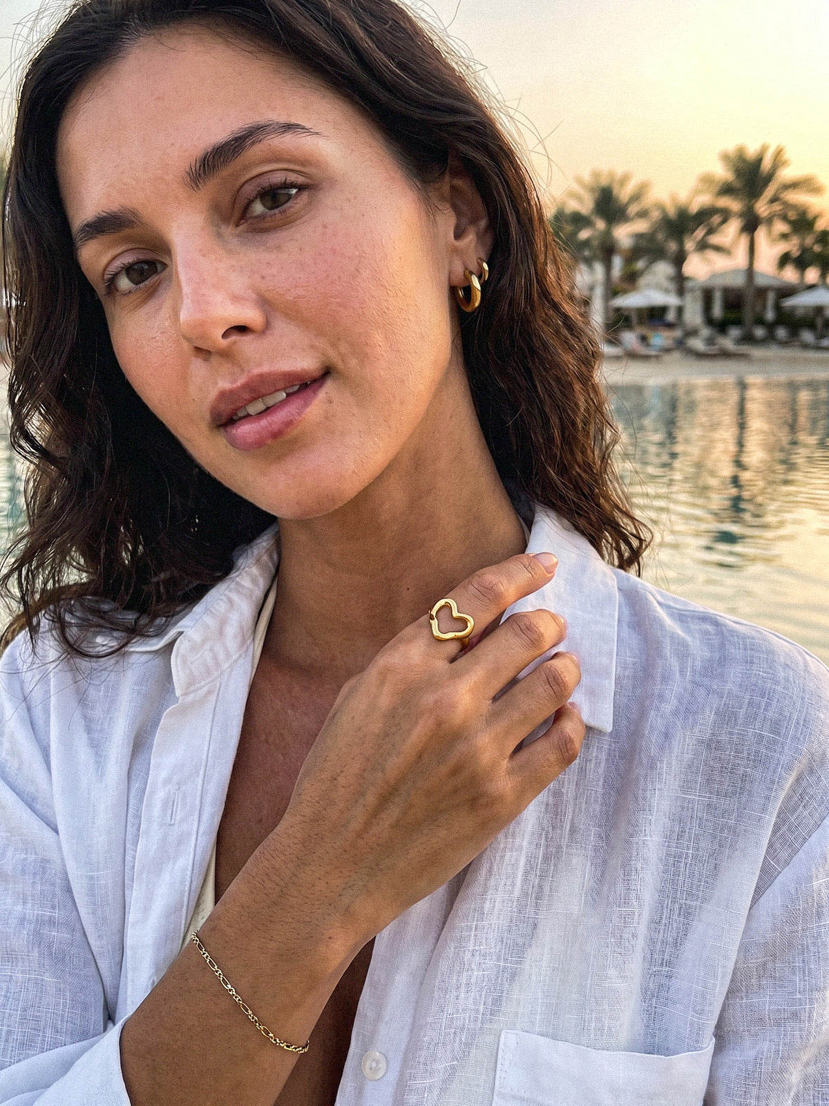 Amora-Heart Ring