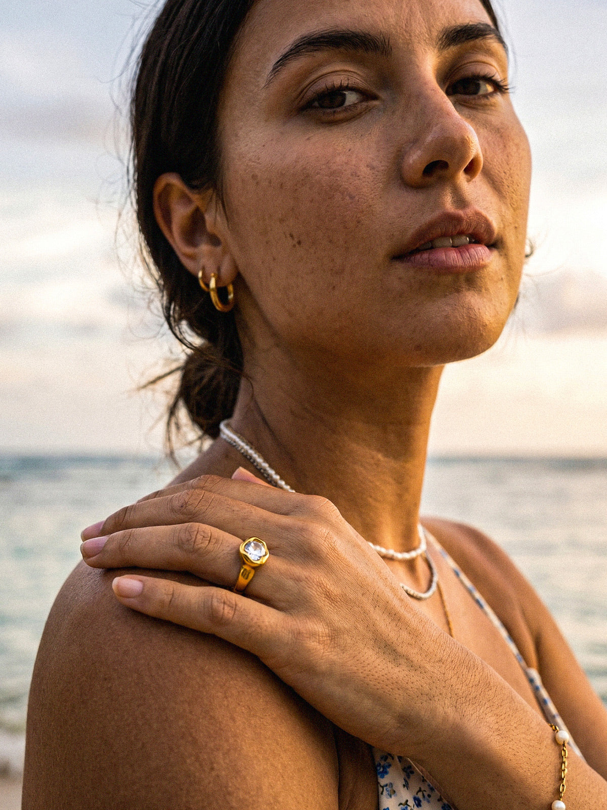 Nyla-Glow Ring