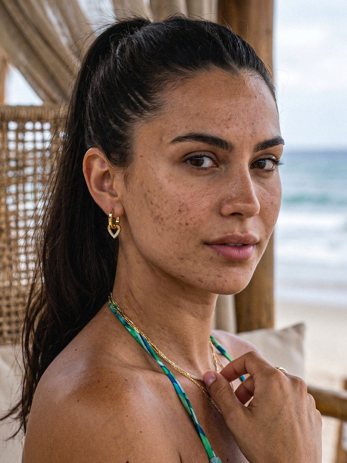 Noemi-Heart Hoops