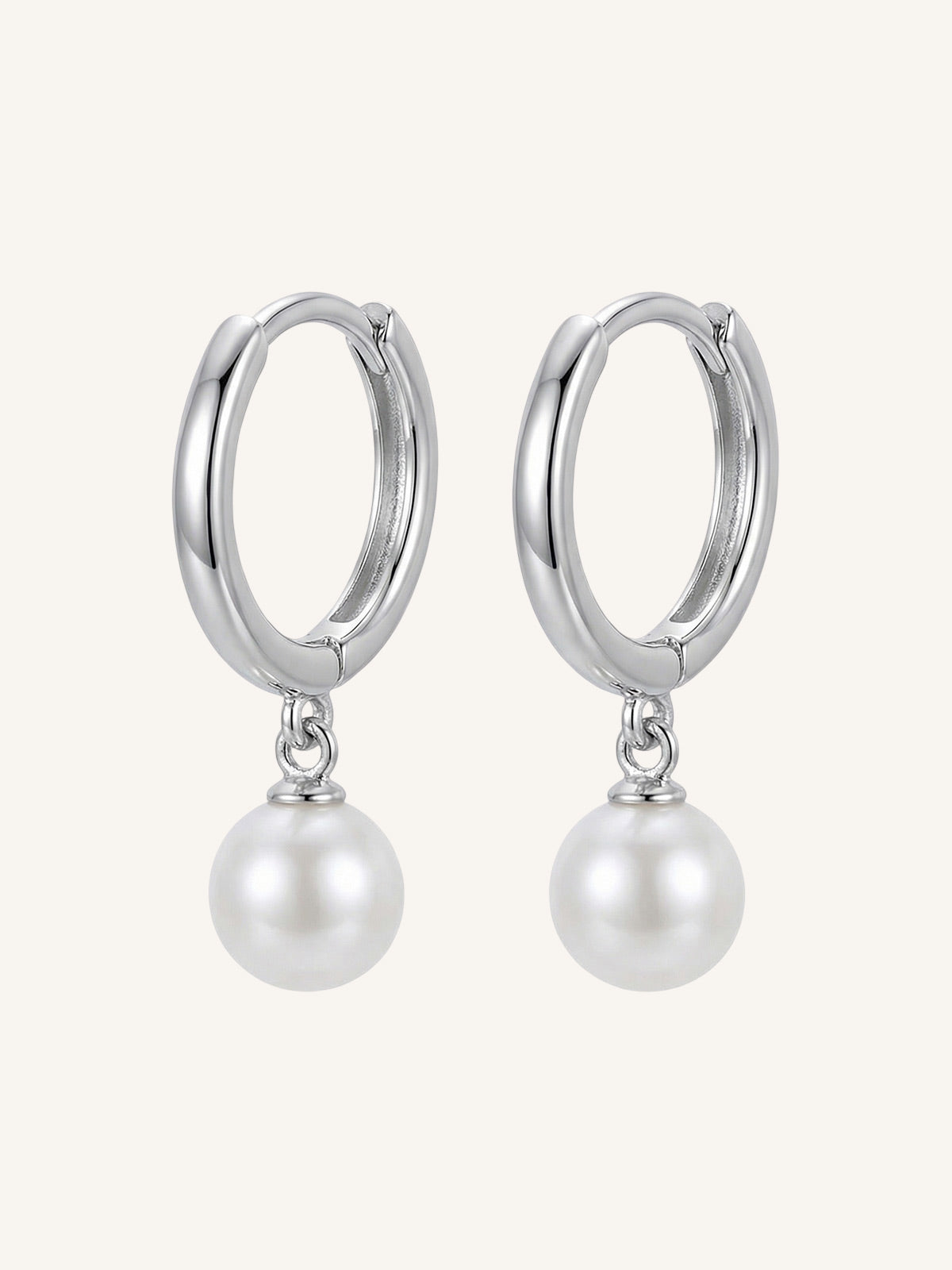 Alia–Elegant Pearl Hoop